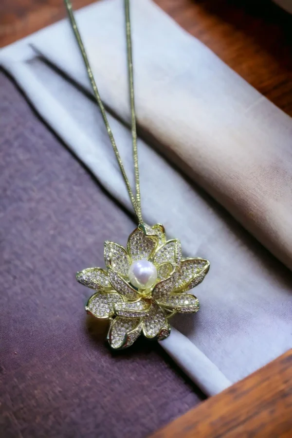 Floral Pearl Pendant 23