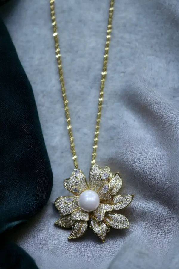 Floral Pearl Pendant 5